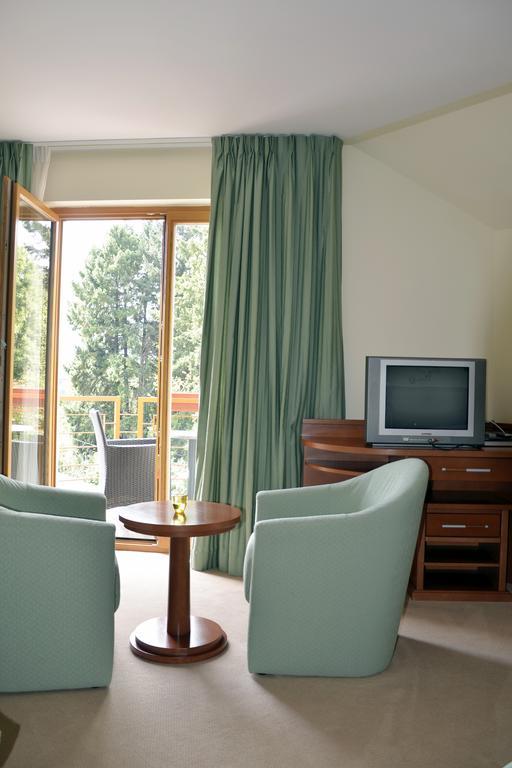 Hotel Mladimir Daruvar Extérieur photo